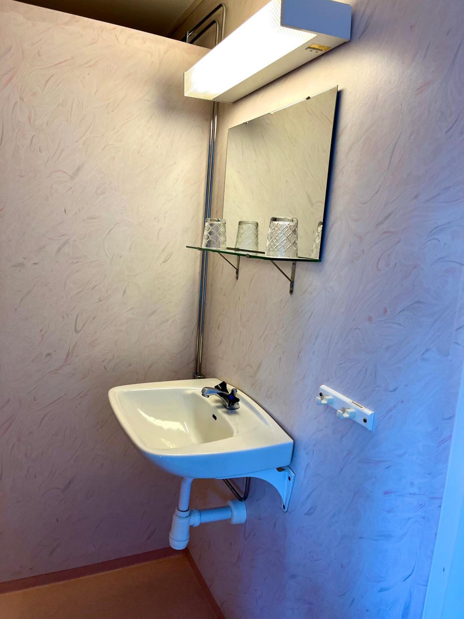 Trollebo Saeteri Bed & Breakfast Vetlanda Bagian luar foto